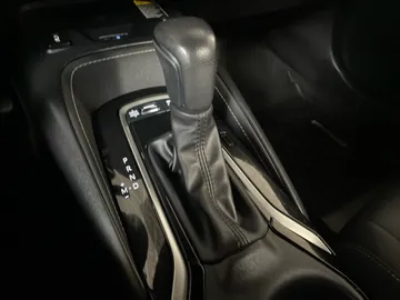 2024 Toyota Corolla - image 27