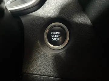 2024 Toyota Corolla - image 21