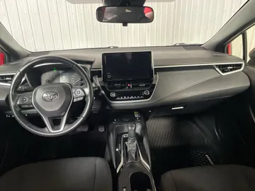 2024 Toyota Corolla - image 4