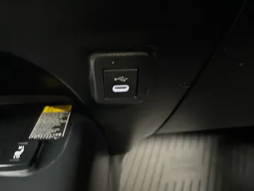 2024 Toyota Corolla - image 26