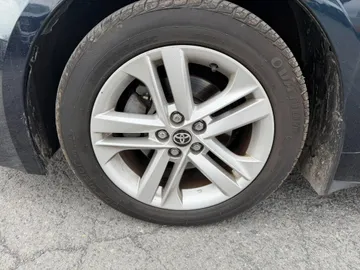 2021 Toyota Corolla - image 7