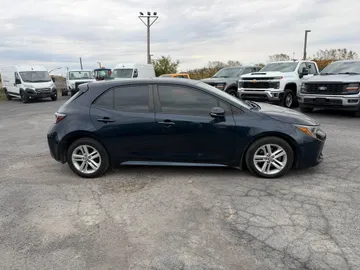 2021 Toyota Corolla - image 4
