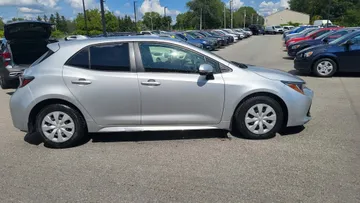2022 Toyota Corolla - image 6