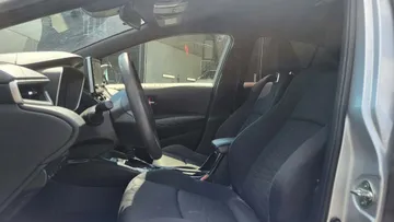 2022 Toyota Corolla - image 7