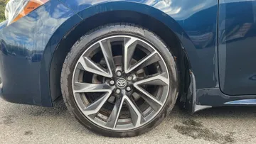2019 Toyota Corolla - image 7