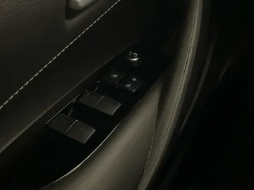 2019 Toyota Corolla - image 17
