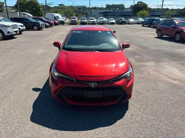 2019 Toyota Corolla - image 2
