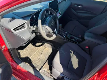 2019 Toyota Corolla - image 8
