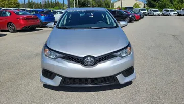 2018 Toyota Corolla iM - image 2