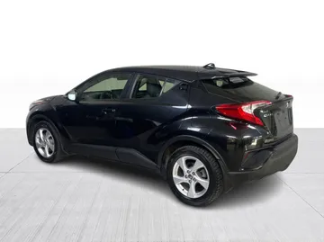 2021 Toyota C-HR - image 10