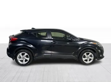 2021 Toyota C-HR - image 2