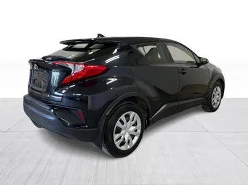 2022 Toyota C-HR - image 14