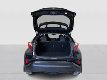 2022 Toyota C-HR - image 13