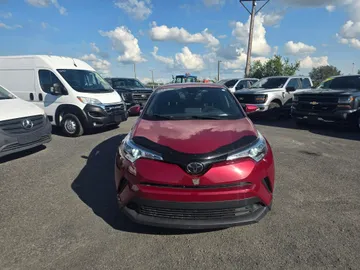 2019 Toyota C-HR - image 2