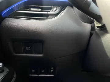 2021 Toyota C-HR - image 26