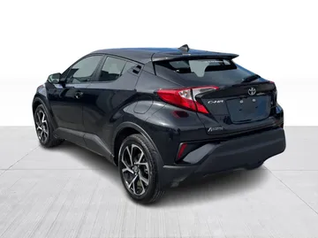 2021 Toyota C-HR - image 10