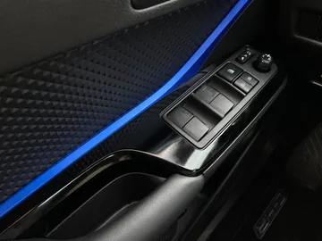 2021 Toyota C-HR - image 21
