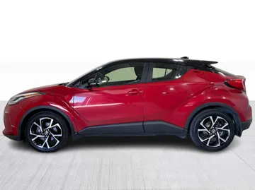 2022 Toyota C-HR - image 10
