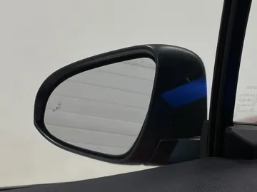 2022 Toyota C-HR - image 18
