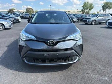2021 Toyota C-HR - image 2
