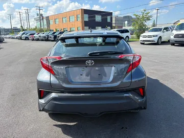 2021 Toyota C-HR - image 7