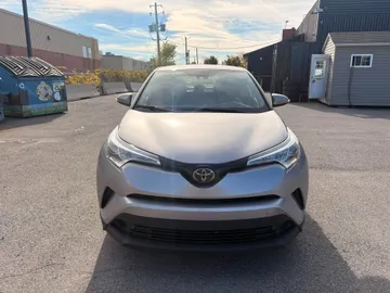 2019 Toyota C-HR - image 2