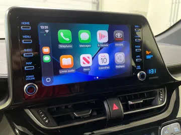 2019 Toyota C-HR - image 7
