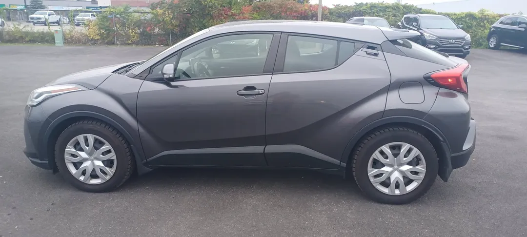 2022 Toyota C-HR for sale - photo 4