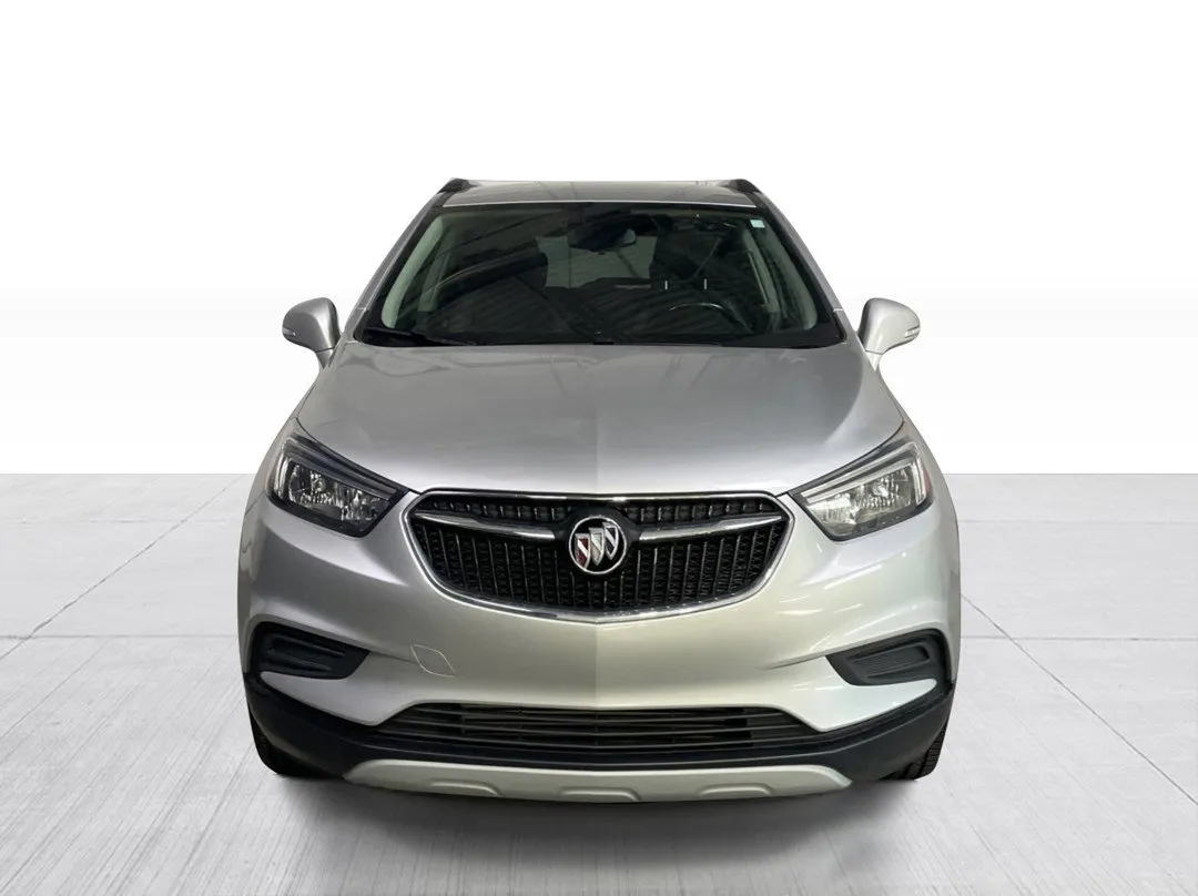 2019 Buick Encore — photo 2