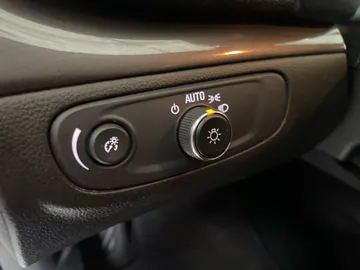 2020 Buick Encore - image 17