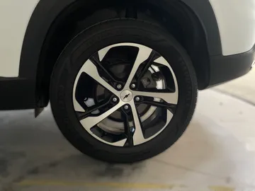 2024 Chevrolet Trax - image 4