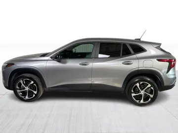 2024 Chevrolet Trax - image 11