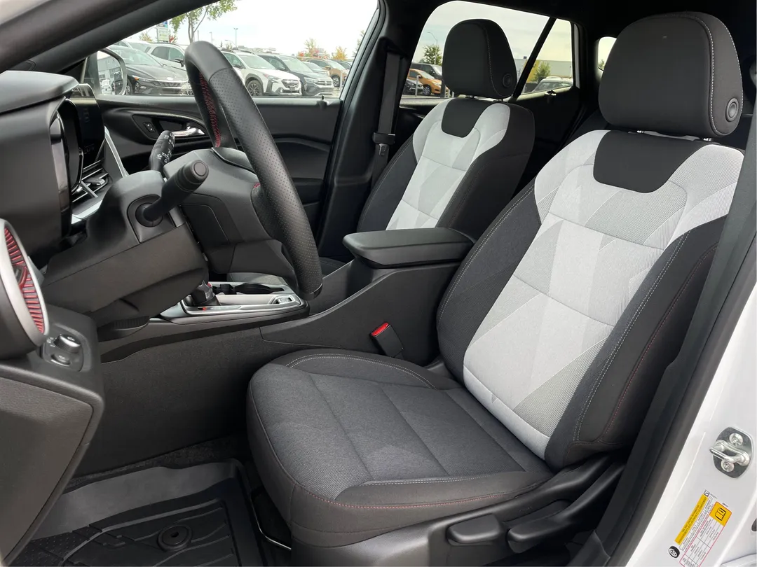 2025 Chevrolet Trax for sale - photo 3
