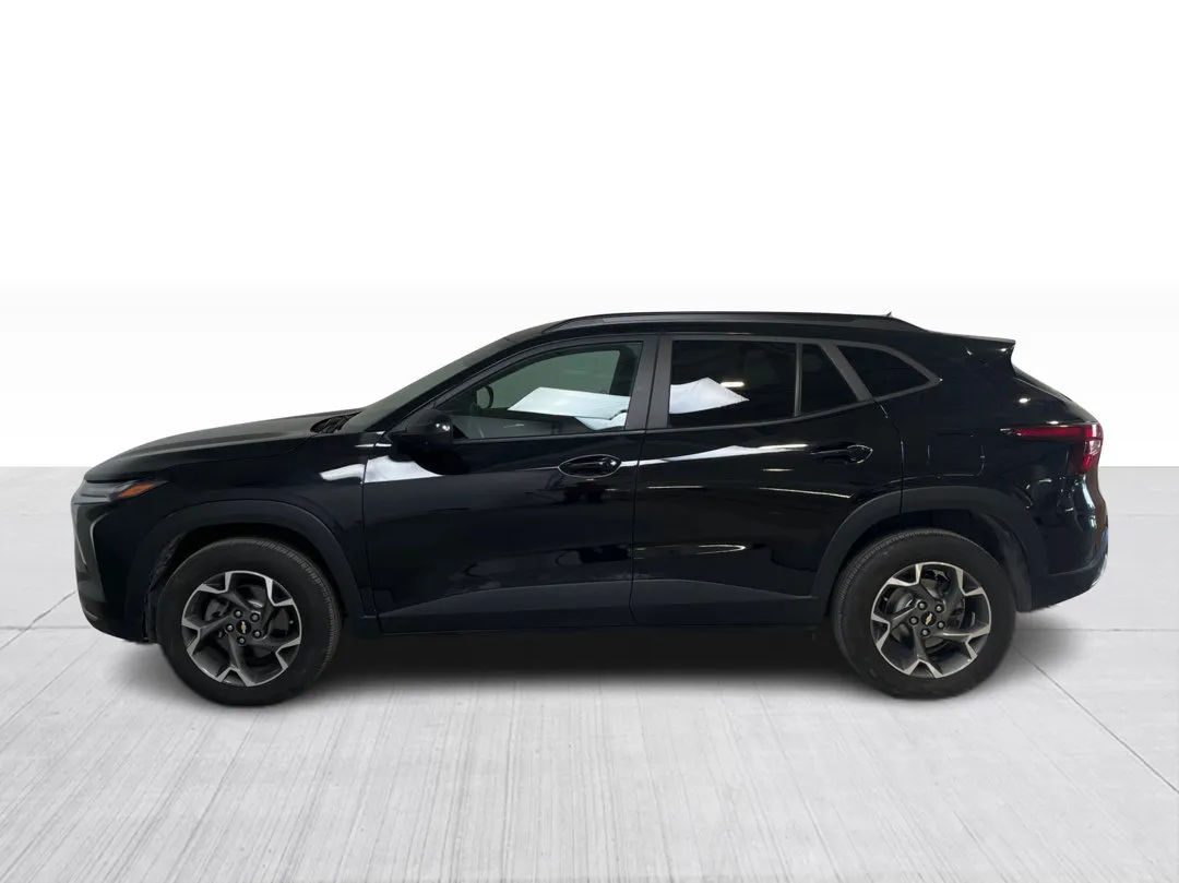 2024 Chevrolet Trax — photo 4