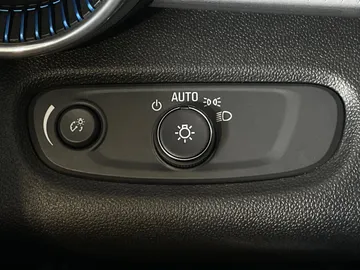 2024 Chevrolet Trax - image 15