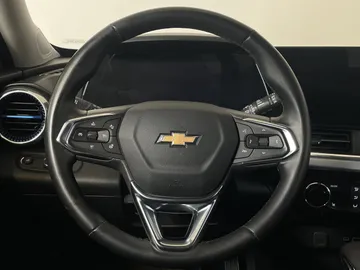 2024 Chevrolet Trax - image 14