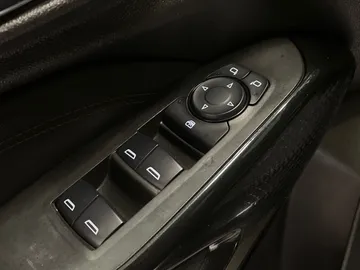 2025 Chevrolet Trax - image 23