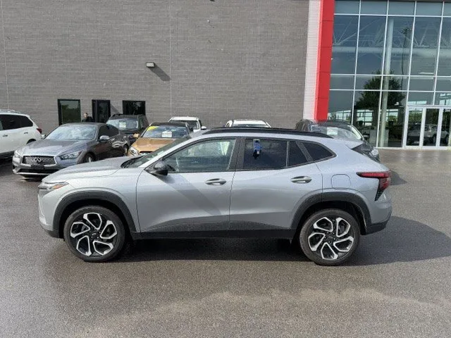 2025 Chevrolet Trax — photo 5
