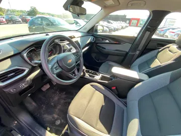 2022 Chevrolet Trailblazer - image 8