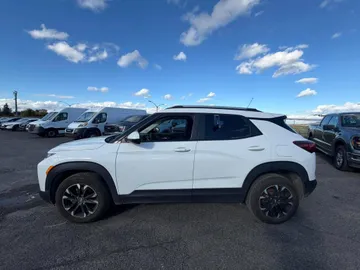 2021 Chevrolet Trailblazer - image 4