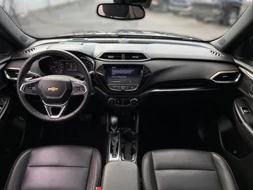 2021 Chevrolet Trailblazer - image 4