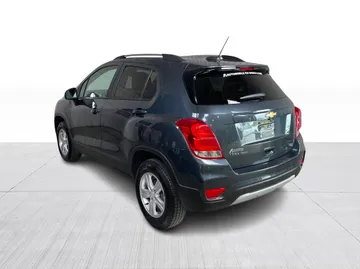 2021 Chevrolet Trax - image 11