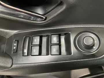2021 Chevrolet Trax - image 22