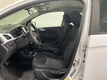 2018 Chevrolet Spark - image 3