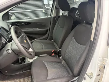 2022 Chevrolet Spark - image 8