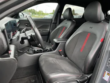 2024 Hyundai Kona - image 3