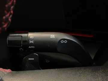 2024 Hyundai Kona - image 20