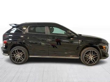 2024 Hyundai Kona - image 2