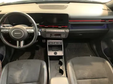 2024 Hyundai Kona - image 4