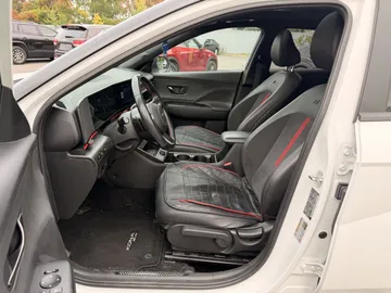 2024 Hyundai Kona - image 7